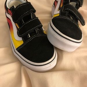 VANS KIDS TENNIS SHOES